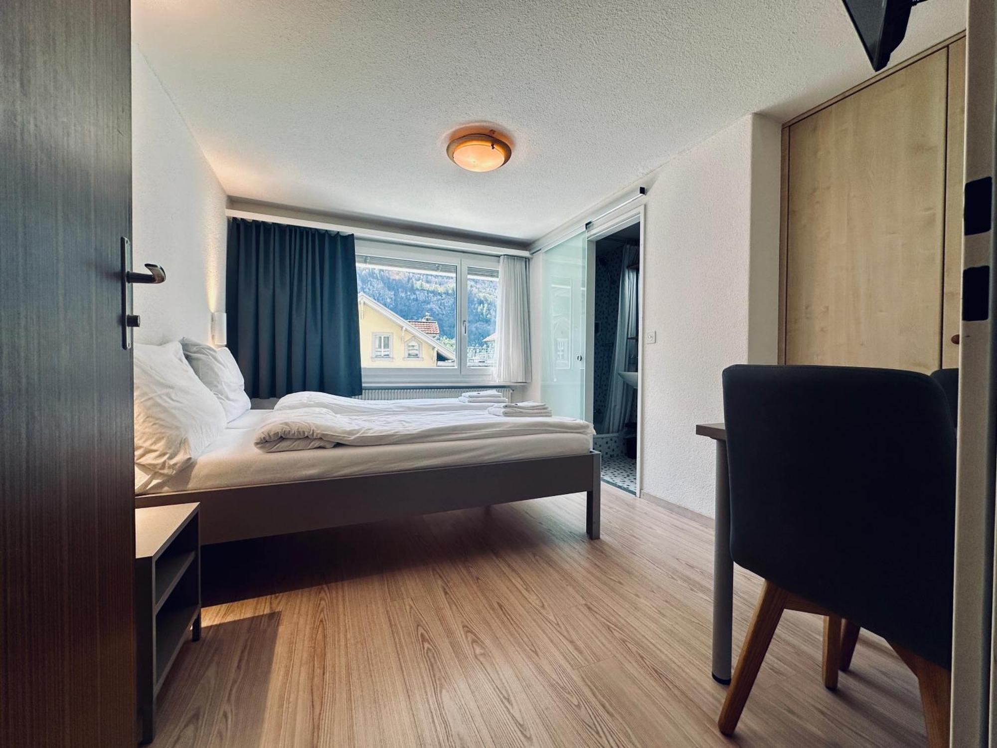 Hotel Rebstock Meiringen Exterior photo